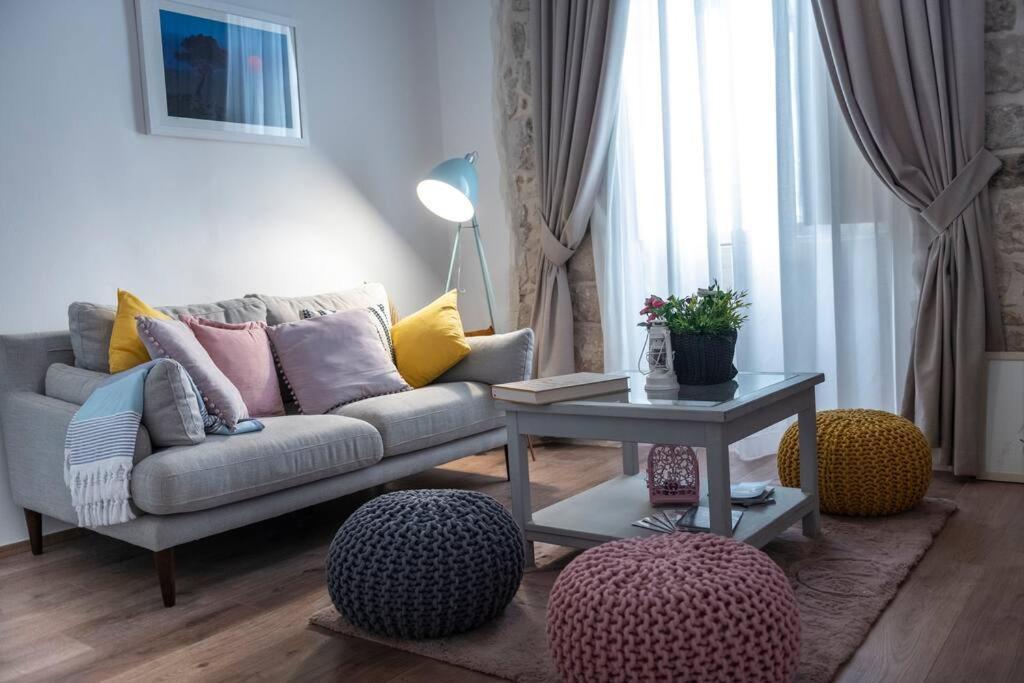 Flora-Heartbeat Old City Three Bedrooms Apartment 두브로브니크 외부 사진