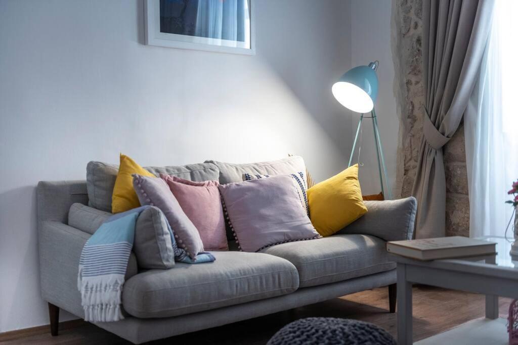 Flora-Heartbeat Old City Three Bedrooms Apartment 두브로브니크 외부 사진