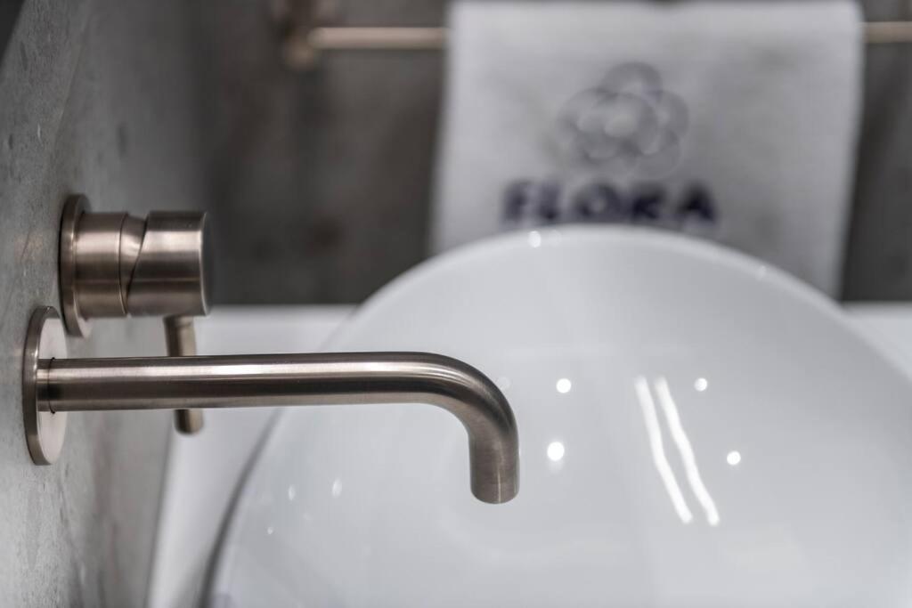 Flora-Heartbeat Old City Three Bedrooms Apartment 두브로브니크 외부 사진